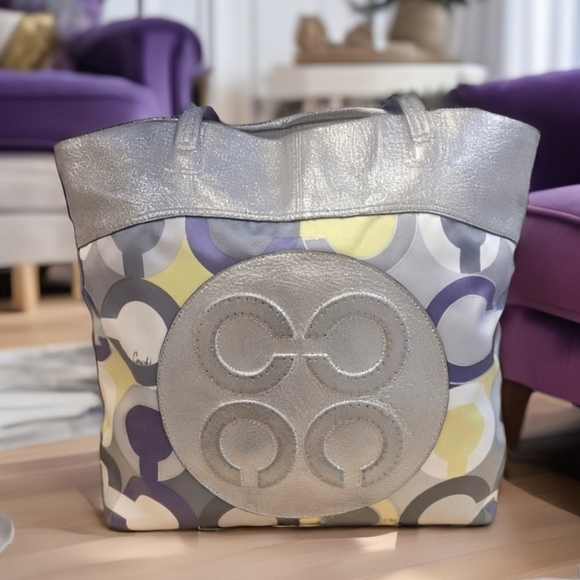 Coach Op Art Lilac, Gray, and Yellow Tote Bag Y2K. Great Condition. - Picture 2 of 8